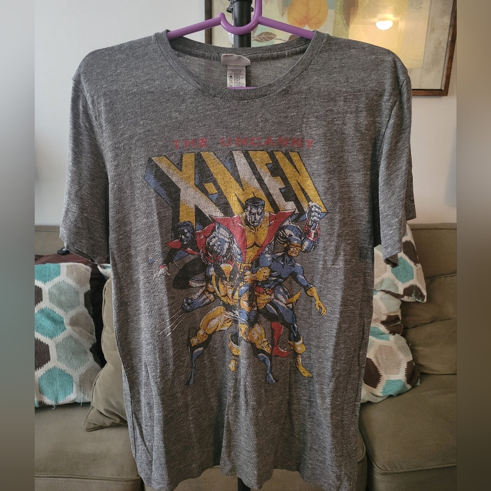 Vintage/Worn Style Medium Size Grey X-men Graphic Tee from the Brand Junk Food